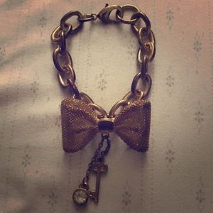Guess bow bracelet